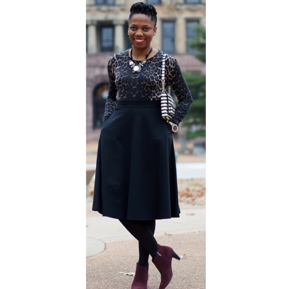 COPY - Banana Republic  A-Line Skirt Ponte w/ Pockets